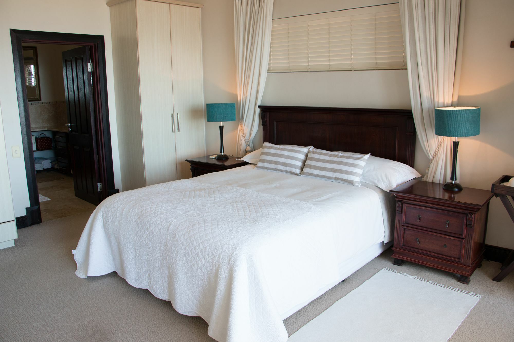 4 On Montagu Accommodation มอสเซิลเบย์ ภายนอก รูปภาพ