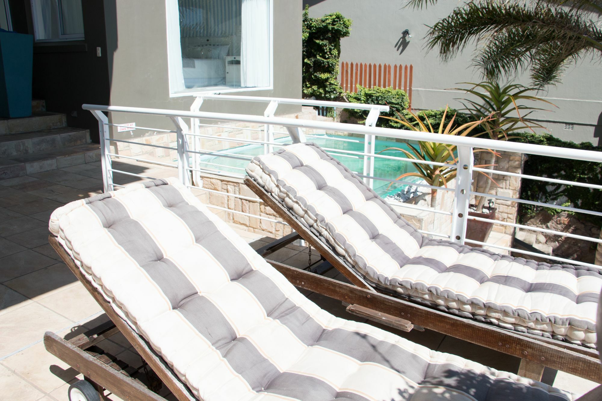 4 On Montagu Accommodation มอสเซิลเบย์ ภายนอก รูปภาพ
