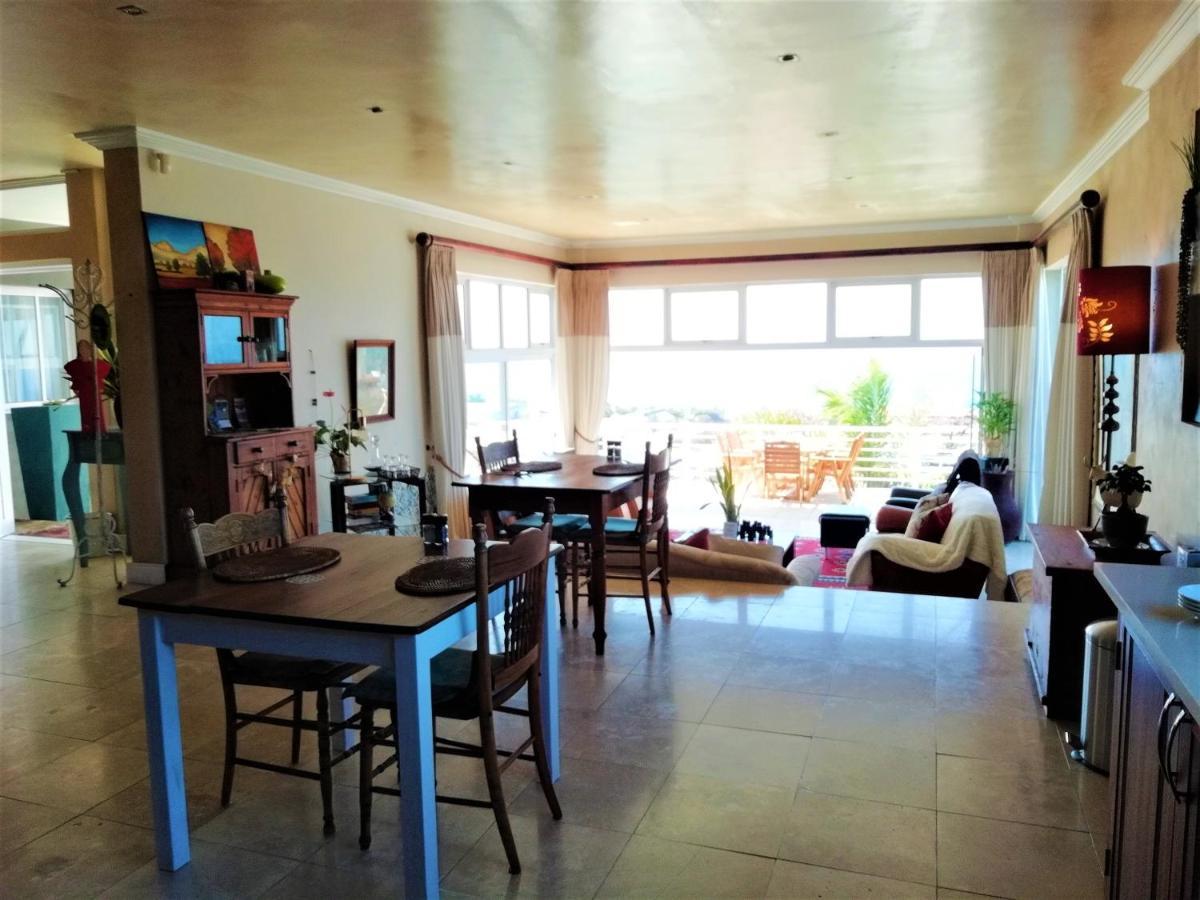 4 On Montagu Accommodation มอสเซิลเบย์ ภายนอก รูปภาพ
