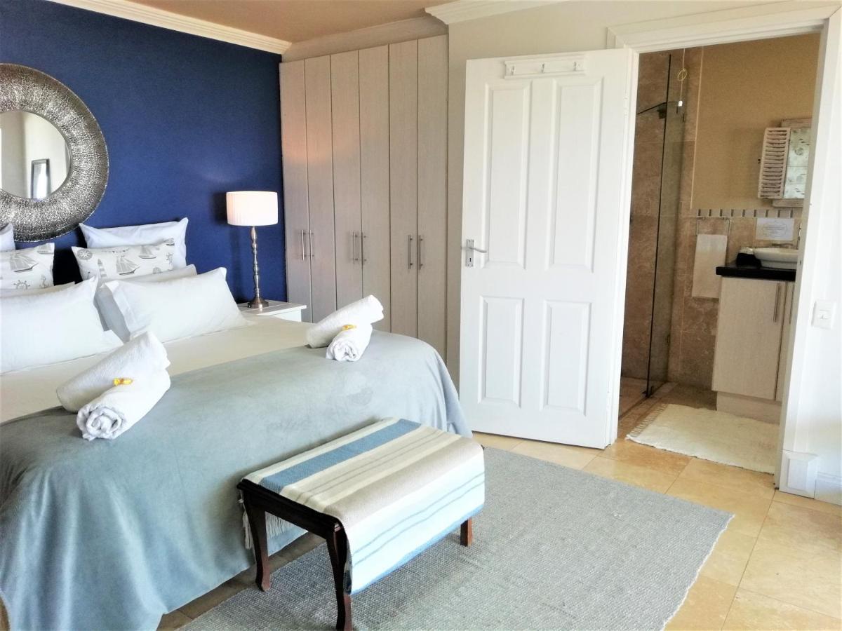 4 On Montagu Accommodation มอสเซิลเบย์ ภายนอก รูปภาพ